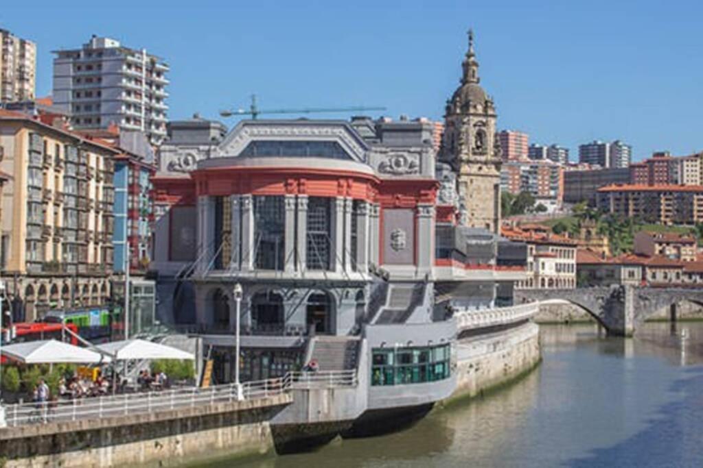 Lujoso Piso En Casco Viejo. Bilbao. Free Wifi. Leilighet Eksteriør bilde